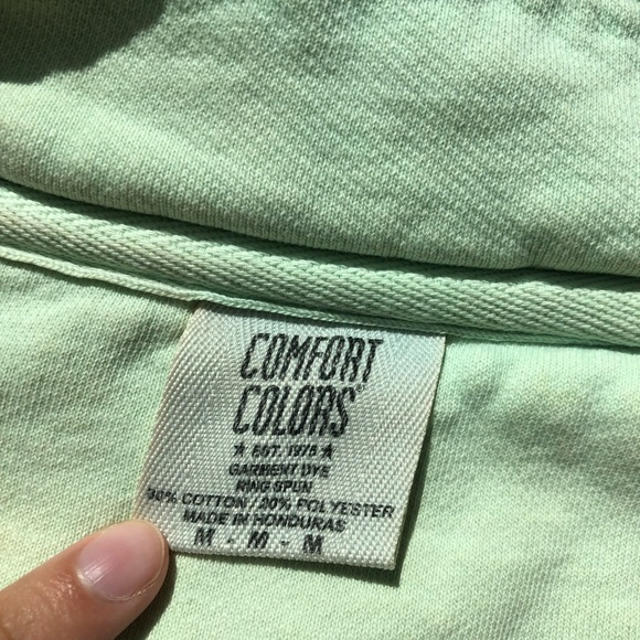 Beachy Sweatshirt - Picture 7 of 8